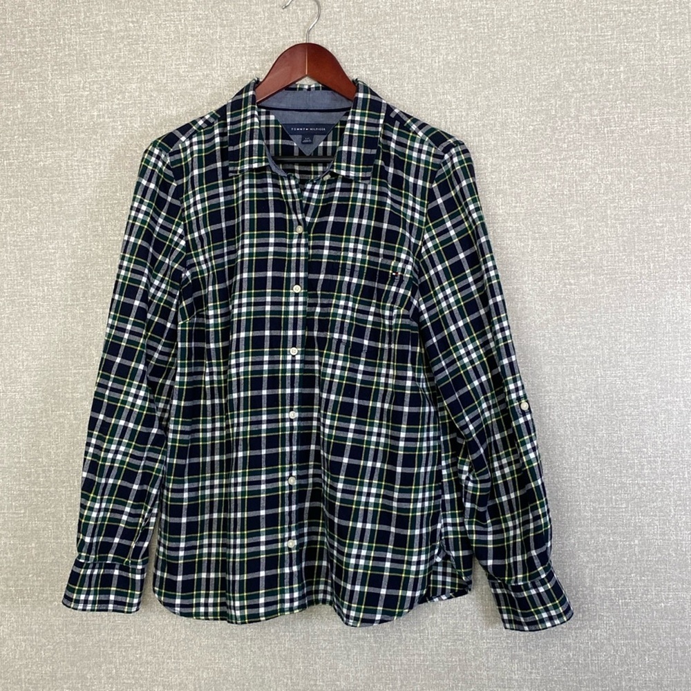 Tommy Hilfiger Plaid Button Up Flannel Shirt
